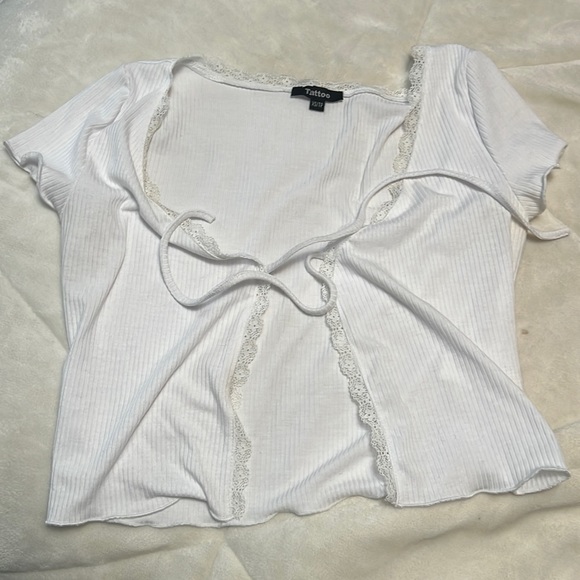 White xs tie up crop top - Picture 1 of 1
